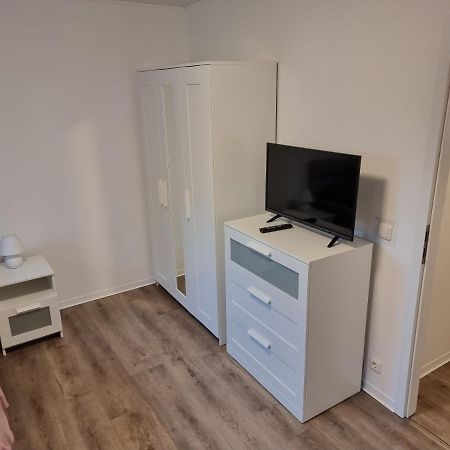 Gaestehaus-Ferienwohnung-Appartement Mit Terrasse - Naehe Kliniken/ Herzzentrum Bad Oeynhausen Zewnętrze zdjęcie